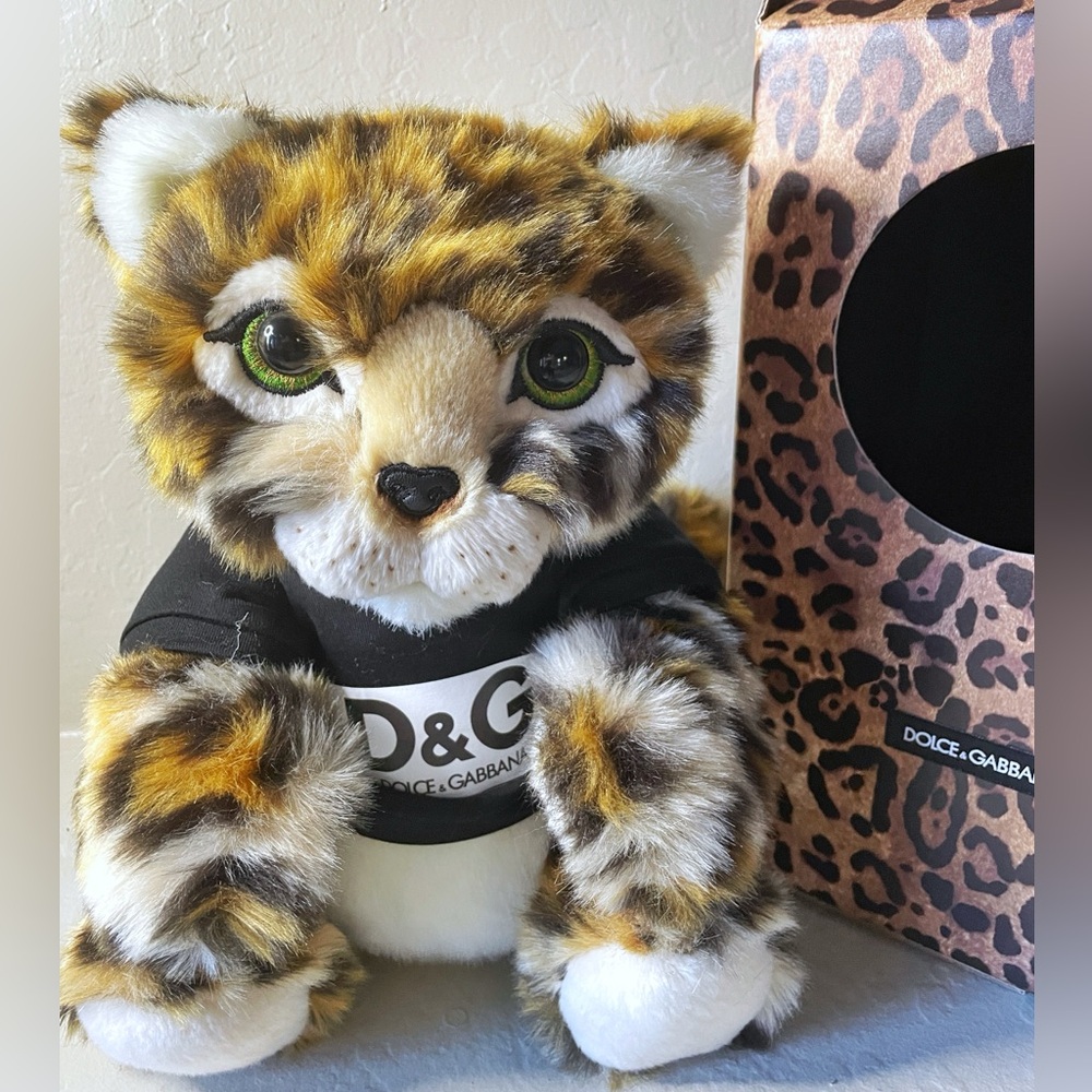 Dolce & Gabbana Mascot Leopard